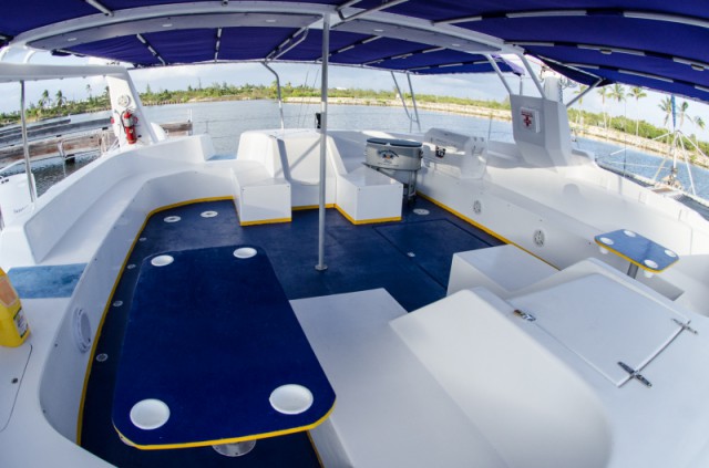 Sailboat Seating